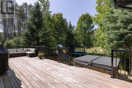 450 Fowlers Road, Huntsville, ON - Outdoor With Deck Patio Veranda