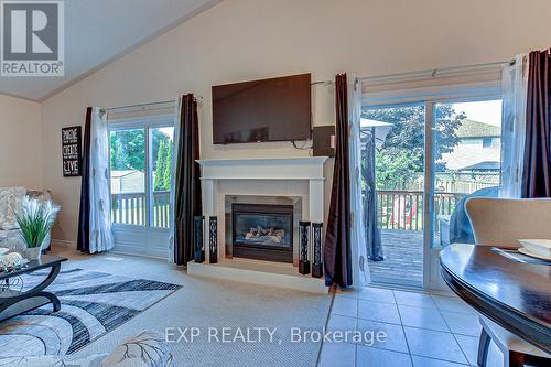 37 Peach Street E, Tillsonburg, ON - Indoor Photo Showing Living Room With Fireplace