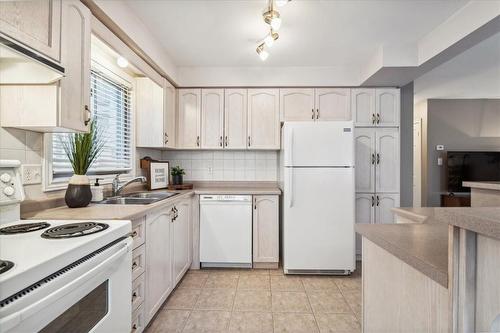 1261 Stephenson Drive, Burlington, ON - Indoor Photo Showing Kitchen With Double Sink