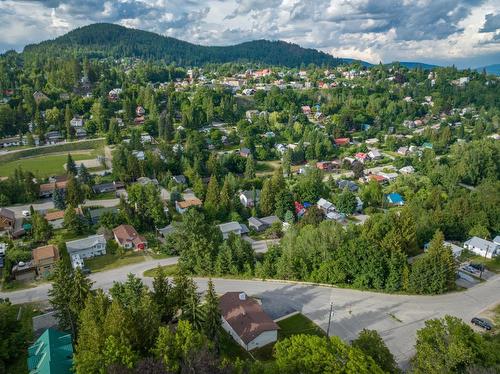 1415 Earl Street, Rossland, BC - Outdoor With View