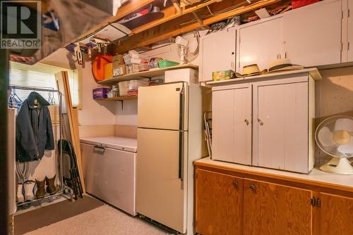 1415 Earl Street, Rossland, BC - Indoor Photo Showing Laundry Room