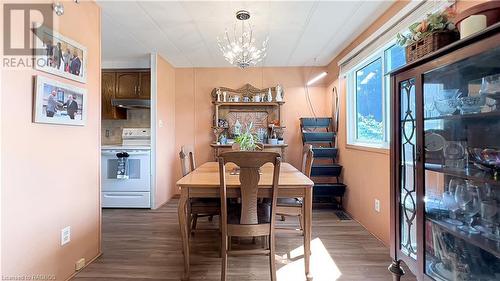 109 Meadows Drive, Bentinck Twp, ON - Indoor Photo Showing Dining Room