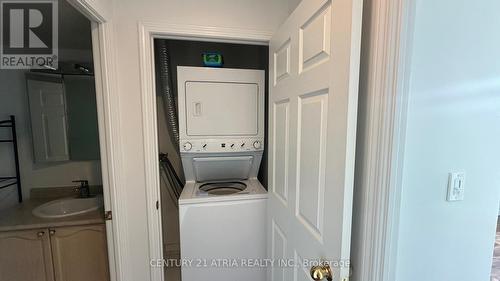 Ph11 - 3 Ellesmere Street, Richmond Hill, ON - Indoor Photo Showing Laundry Room