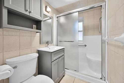 9 Grant Boulevard|Unit #107, Dundas, ON - Indoor Photo Showing Bathroom