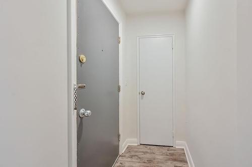 9 Grant Boulevard|Unit #107, Dundas, ON - Indoor Photo Showing Other Room