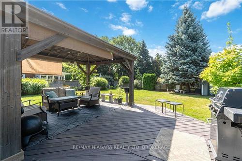 6966 Waterloo Drive, Niagara Falls, ON - Outdoor With Deck Patio Veranda