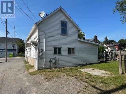 160 Bruce St, Sault Ste. Marie, ON - Outdoor With Exterior