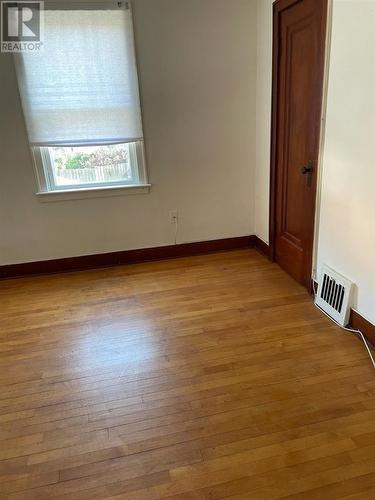 160 Bruce St, Sault Ste. Marie, ON - Indoor Photo Showing Other Room