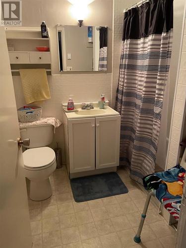 160 Bruce St, Sault Ste. Marie, ON - Indoor Photo Showing Bathroom