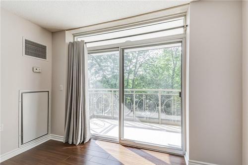 100 Burloak Drive|Unit #2405, Burlington, ON - Indoor Photo Showing Other Room