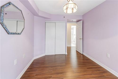 100 Burloak Drive|Unit #2405, Burlington, ON - Indoor Photo Showing Other Room