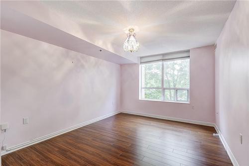 100 Burloak Drive|Unit #2405, Burlington, ON - Indoor Photo Showing Other Room