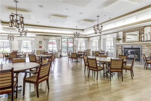 100 Burloak Drive|Unit #2405, Burlington, ON - Indoor Photo Showing Dining Room