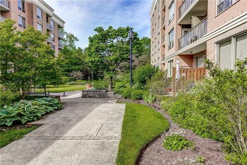 100 Burloak Drive|Unit #2405, Burlington, ON - Outdoor