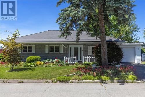 77 North Augusta Road, Brockville, ON - Outdoor