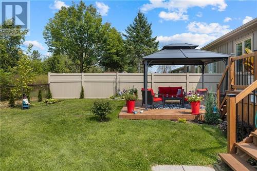 8 Billings Avenue W, South Dundas (702 - Iroquois), ON - Outdoor With Deck Patio Veranda