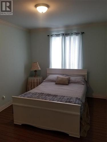 17 Ruston Avenue, St. Alban'S, NL - Indoor Photo Showing Bedroom