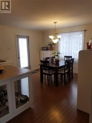 17 Ruston Avenue, St. Alban'S, NL - Indoor Photo Showing Dining Room