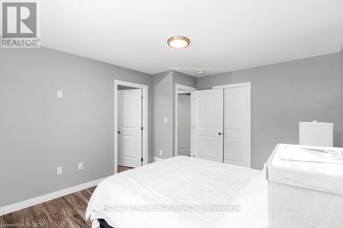 619 Pike Bay Road, Northern Bruce Peninsula, ON - Indoor Photo Showing Bedroom