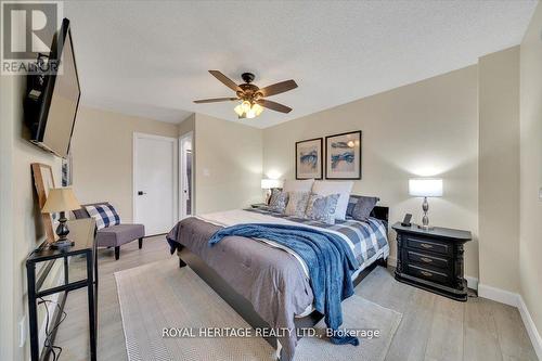 107 Clayton Crescent, Clarington, ON - Indoor Photo Showing Bedroom