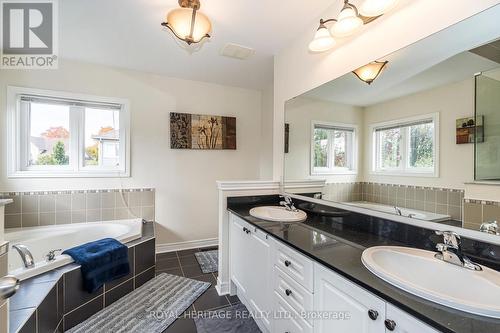 179 Glenabbey Drive, Clarington (Courtice), ON - Indoor Photo Showing Bathroom