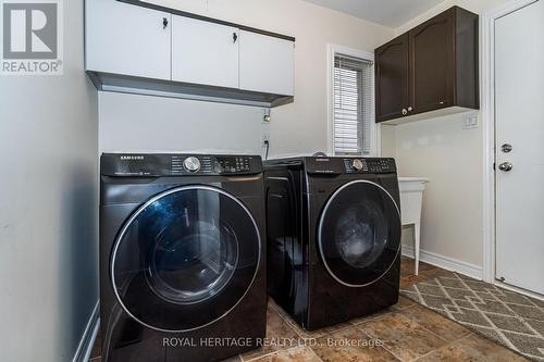 179 Glenabbey Drive, Clarington (Courtice), ON - Indoor Photo Showing Laundry Room