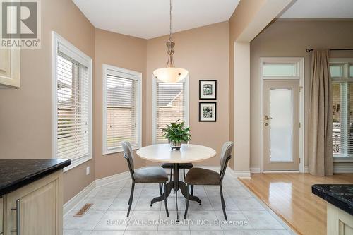 70 Arnie'S Chance, Whitchurch-Stouffville (Ballantrae), ON - Indoor Photo Showing Dining Room