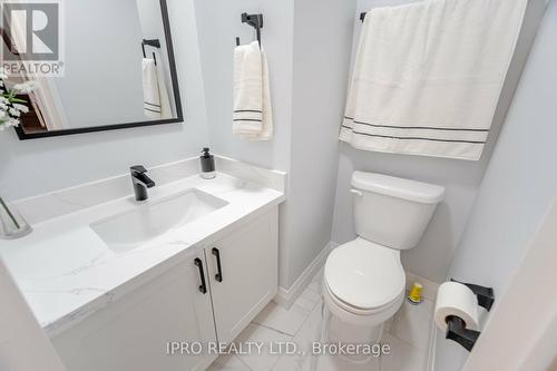 2963 Gulfstream Way, Mississauga, ON - Indoor Photo Showing Bathroom