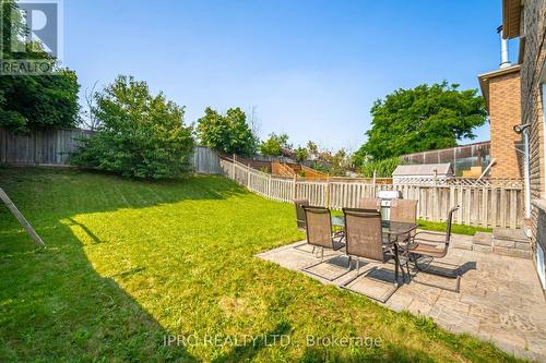 2963 Gulfstream Way, Mississauga, ON - Outdoor With Backyard