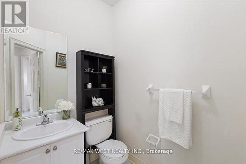 36 Lexington Road, Brampton (Bram East), ON - Indoor Photo Showing Bathroom