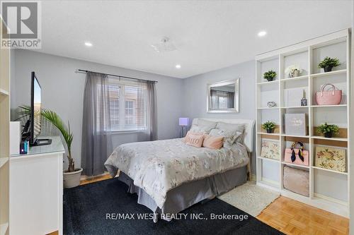 36 Lexington Road, Brampton (Bram East), ON - Indoor Photo Showing Bedroom