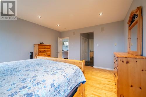 143 Summit Drive, Paradise, NL - Indoor Photo Showing Bedroom