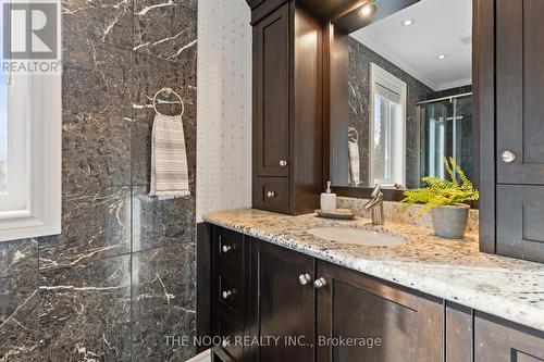 9 Hanover Court, Whitby (Lynde Creek), ON - Indoor Photo Showing Bathroom