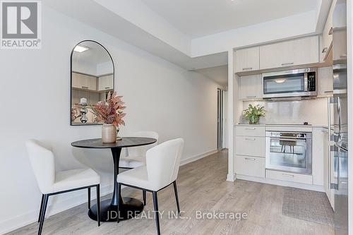 501 - 50 Mccaul Street, Toronto (Kensington-Chinatown), ON - Indoor Photo Showing Dining Room