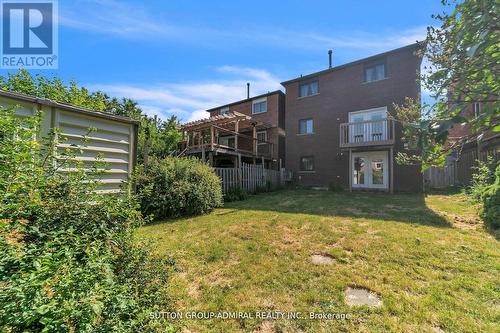 35 Fernbank Place, Whitby, ON 