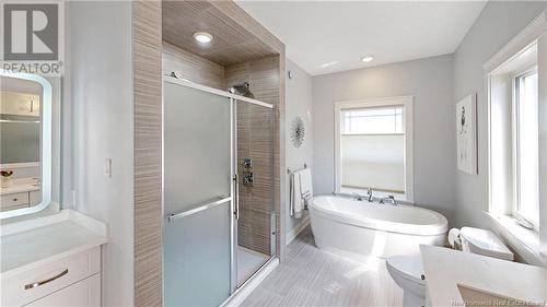 493 Gondola Point Road, Quispamsis, NB - Indoor Photo Showing Bathroom