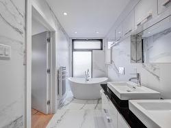 Ensuite bathroom - 