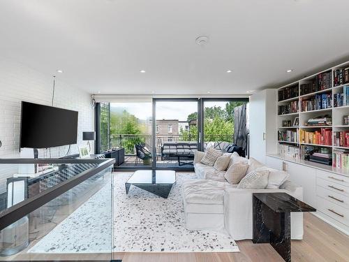 Mezzanine - 587 Rue Bourgeoys, Montréal (Le Sud-Ouest), QC - Indoor Photo Showing Living Room