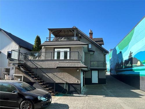 1012 North Park St, Victoria, BC 