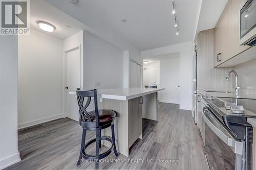 602 - 681 Yonge Street, Barrie (Painswick South), ON - Indoor Photo Showing Kitchen With Upgraded Kitchen