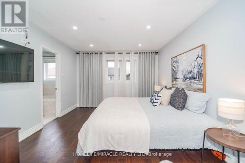 40 Sugarberry Drive, Brampton (Credit Valley), ON - Indoor Photo Showing Bedroom