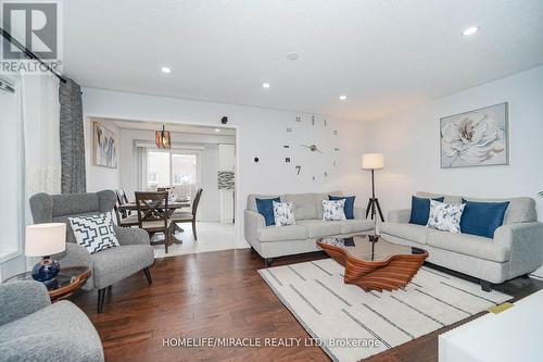 40 Sugarberry Drive, Brampton (Credit Valley), ON - Indoor Photo Showing Living Room