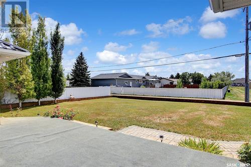 120 1St Avenue E, Gravelbourg, SK - Outdoor