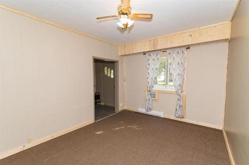 28 Second Street, Swan Lake, MB - Indoor Photo Showing Other Room