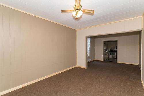 28 Second Street, Swan Lake, MB - Indoor Photo Showing Other Room