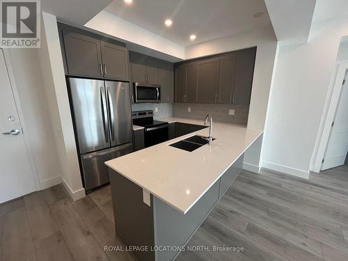 507 - 4 Kimberly Lane, Collingwood, ON - Indoor Photo Showing Kitchen