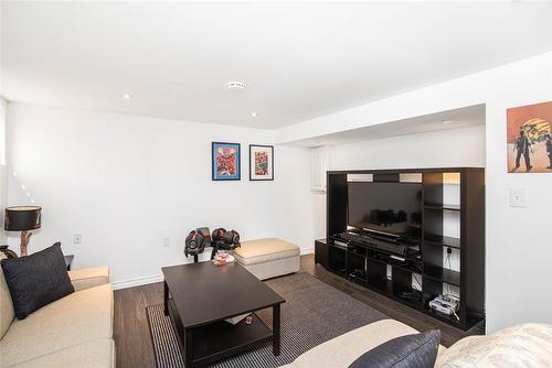 Recreation Room - 160 Lavina Crescent|Unit #I, Hamilton, ON - Indoor Photo Showing Living Room