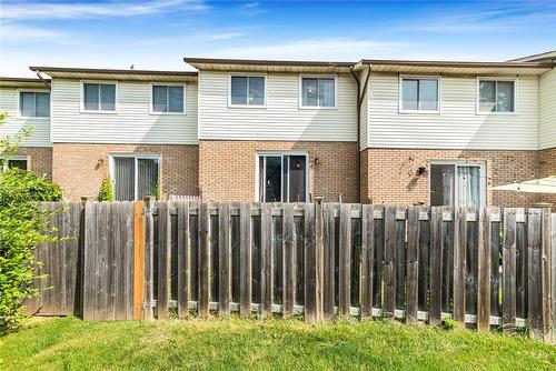 160 Lavina Crescent|Unit #I, Hamilton, ON - Outdoor