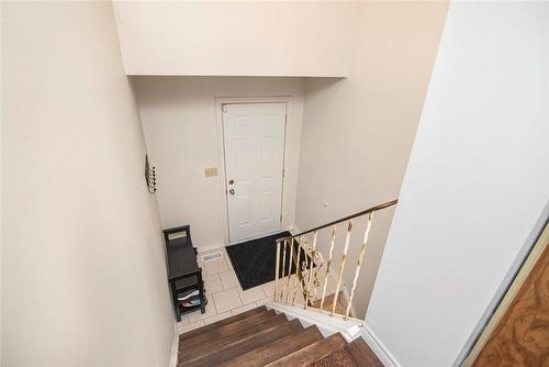 Front Foyer - 160 Lavina Crescent|Unit #I, Hamilton, ON - Indoor Photo Showing Other Room