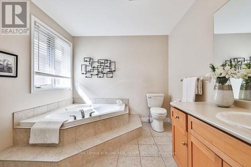 251 Sirente Drive, Hamilton (Crerar), ON - Indoor Photo Showing Bathroom